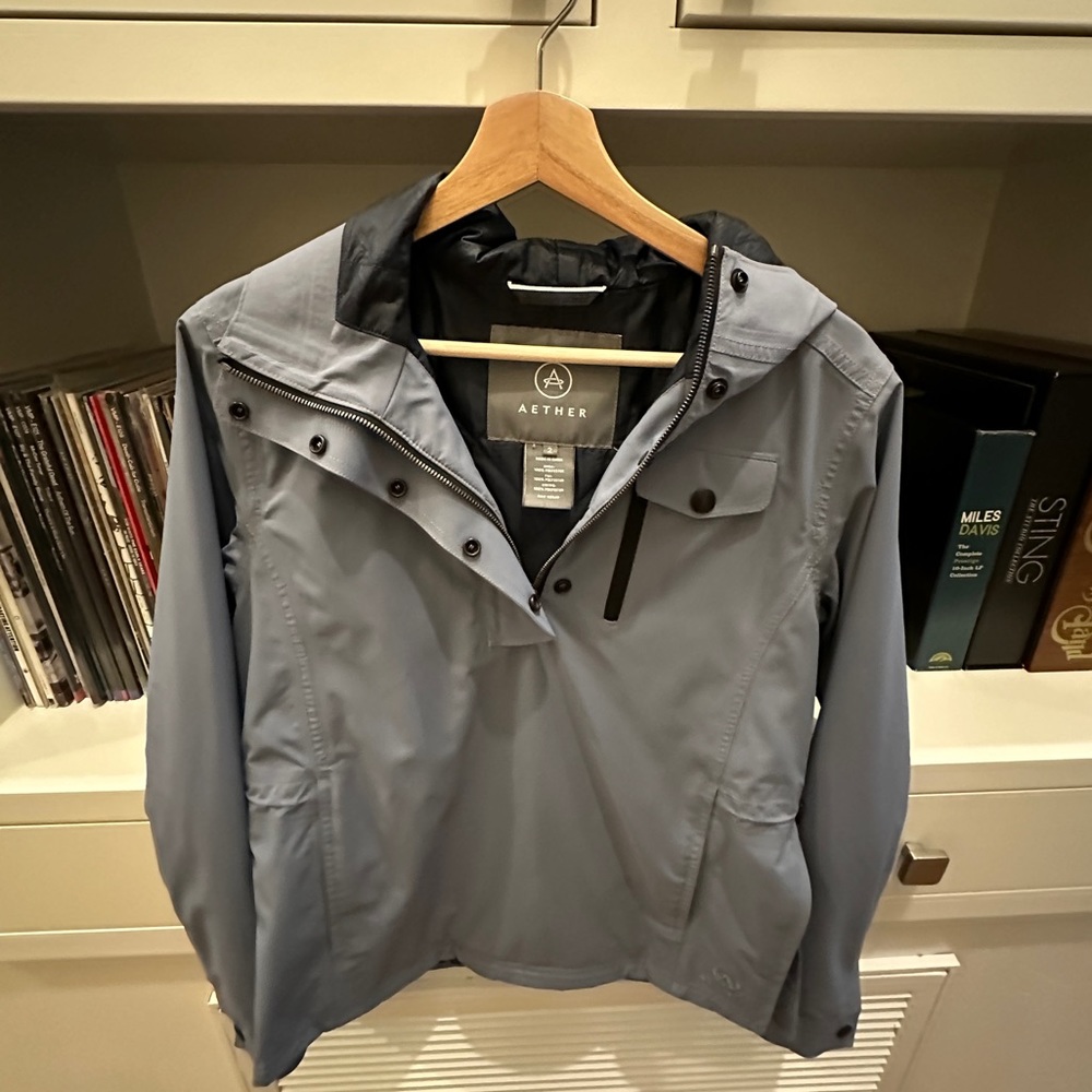 Aether ski or snowboarding pullover jacket